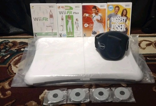 Nintendo wii fit plus - plus, bundle