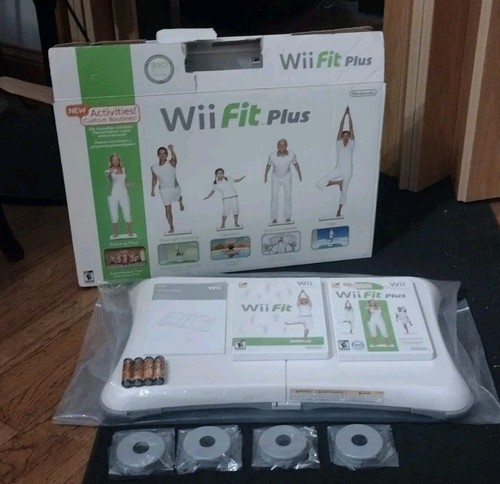 Nintendo wii fit plus - fit, bundle