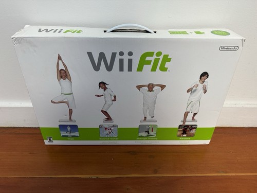 Nintendo wii fit plus - nintendo,