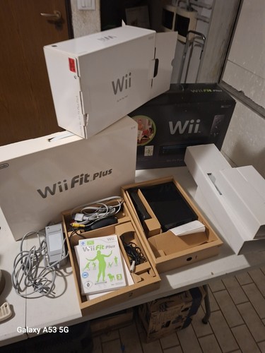 Nintendo wii fit plus - plus, pack